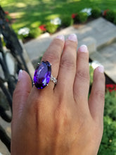 Load image into Gallery viewer, 14K Yellow Gold Amethyst &amp; Diamond Ring
