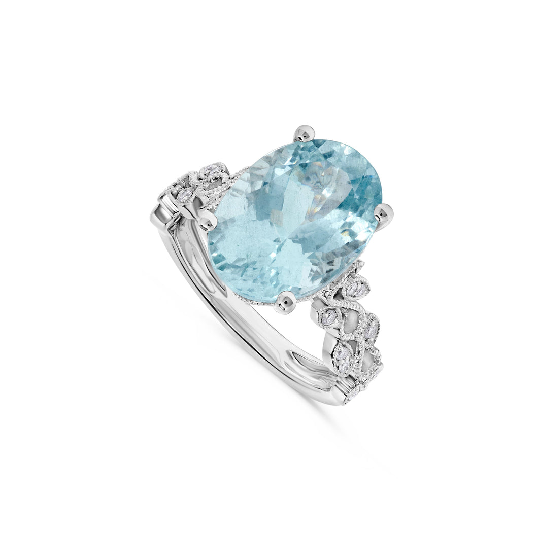 14K Gold Aquamarine & Diamond Ring